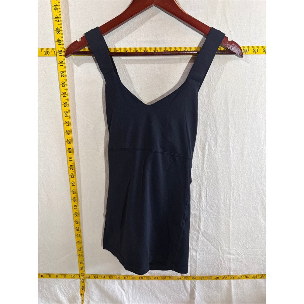Lululemon V-Neck Criss Cross Back Tank Top Women Size 4 Black Yoga Workout Chic